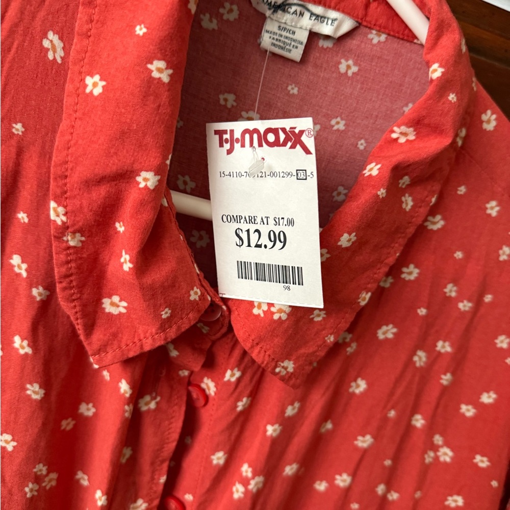 Red Floral Button-Up Shirt - Picture 2 of 4